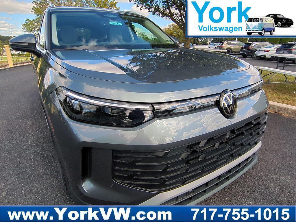 new 2025 Volkswagen Tiguan car, priced at $34,997