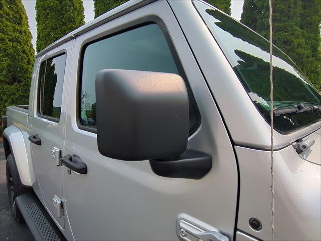 used 2023 Jeep Gladiator car, priced at $34,992