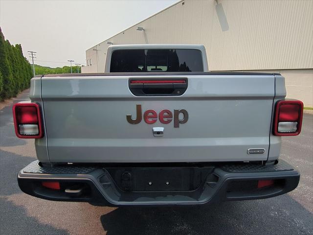 used 2023 Jeep Gladiator car, priced at $34,992