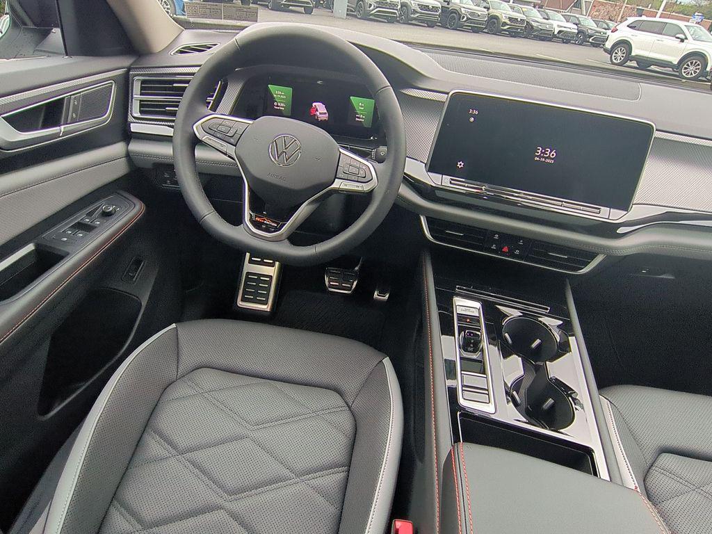 new 2025 Volkswagen Atlas car, priced at $42,177
