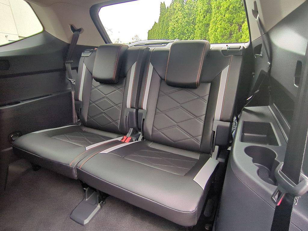 new 2025 Volkswagen Atlas car, priced at $42,177