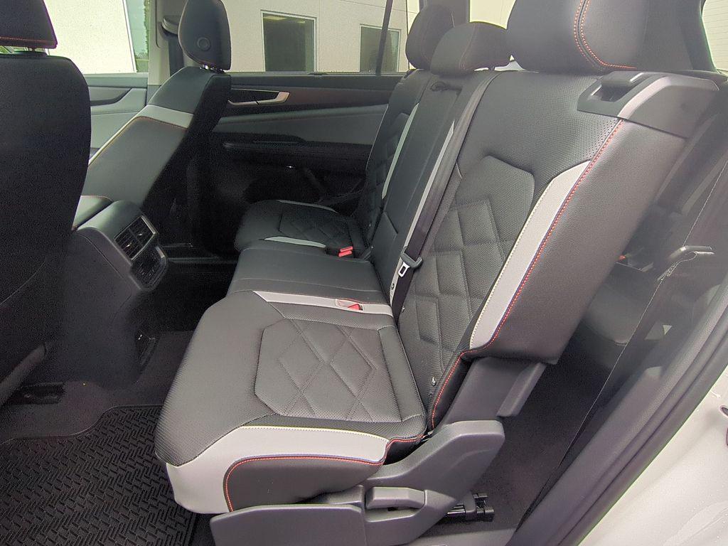new 2025 Volkswagen Atlas car, priced at $42,177