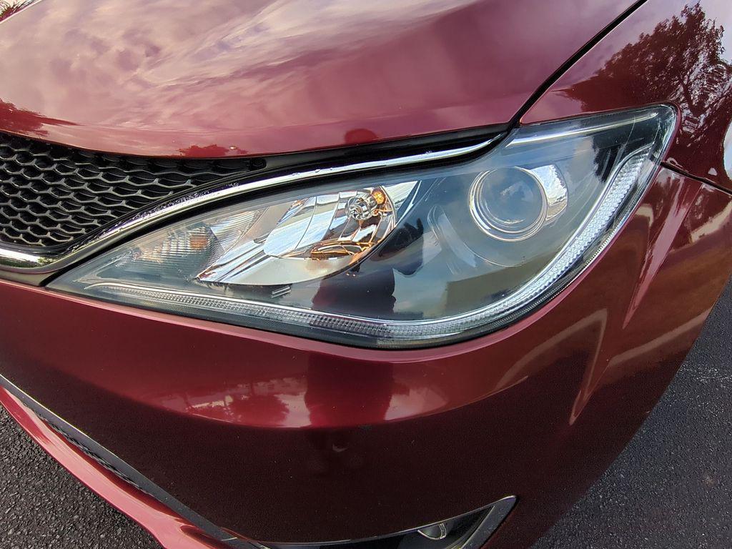 used 2018 Chrysler Pacifica car, priced at $12,596