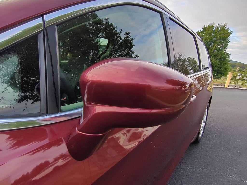 used 2018 Chrysler Pacifica car, priced at $12,596