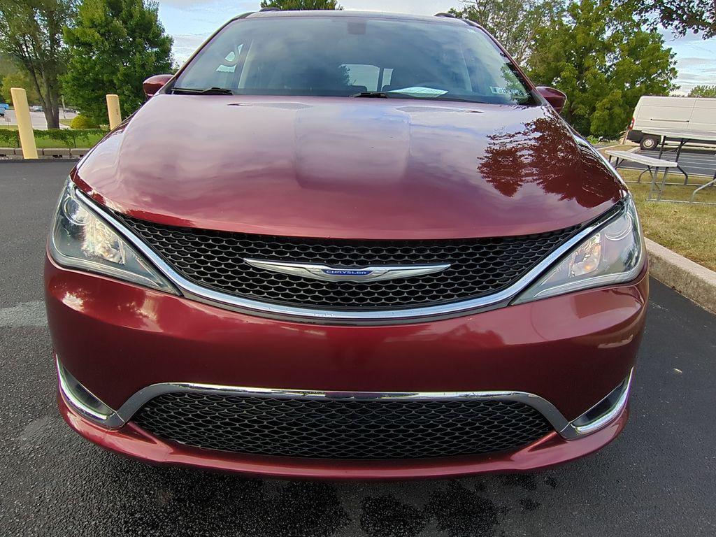 used 2018 Chrysler Pacifica car, priced at $12,596