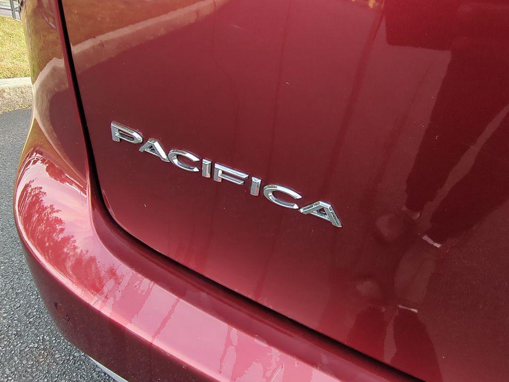 used 2018 Chrysler Pacifica car, priced at $12,596