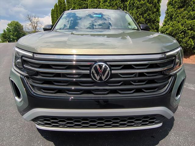 new 2025 Volkswagen Atlas car, priced at $46,013