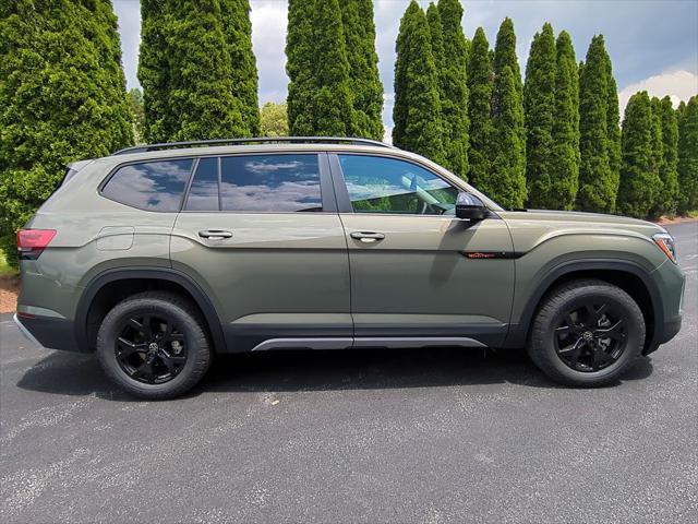 new 2025 Volkswagen Atlas car, priced at $46,013