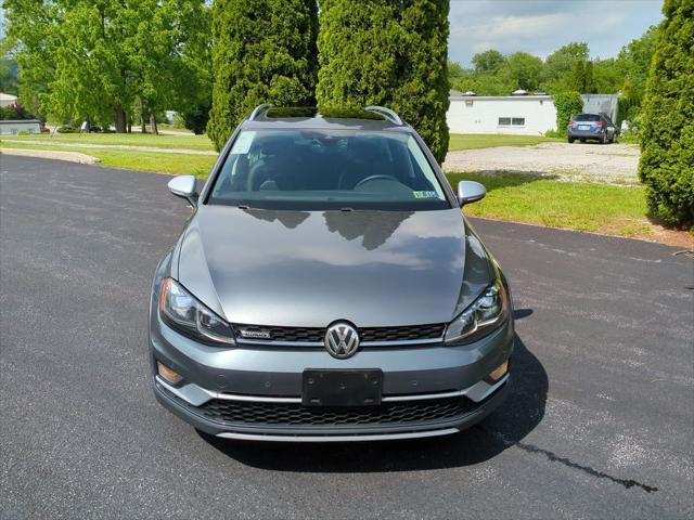 used 2018 Volkswagen Golf Alltrack car, priced at $22,492