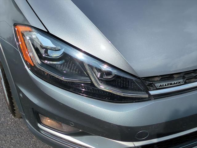 used 2018 Volkswagen Golf Alltrack car, priced at $22,492