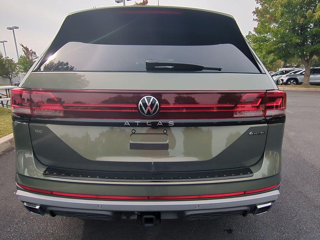 new 2025 Volkswagen Atlas car, priced at $43,445