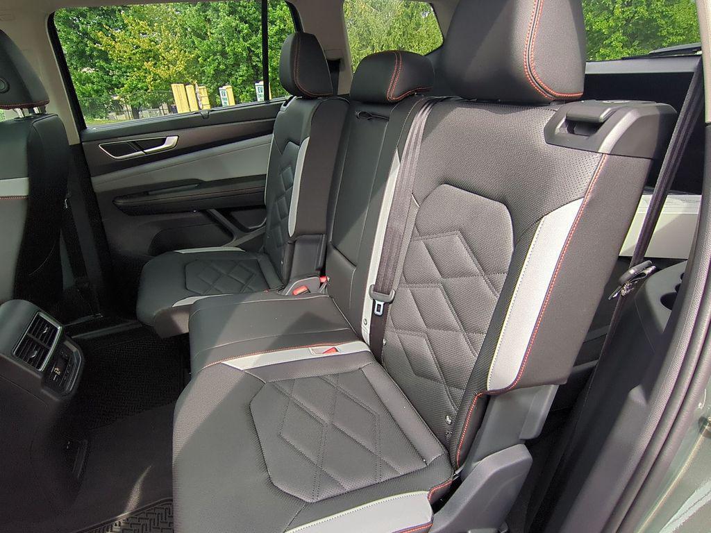 new 2025 Volkswagen Atlas car, priced at $43,445
