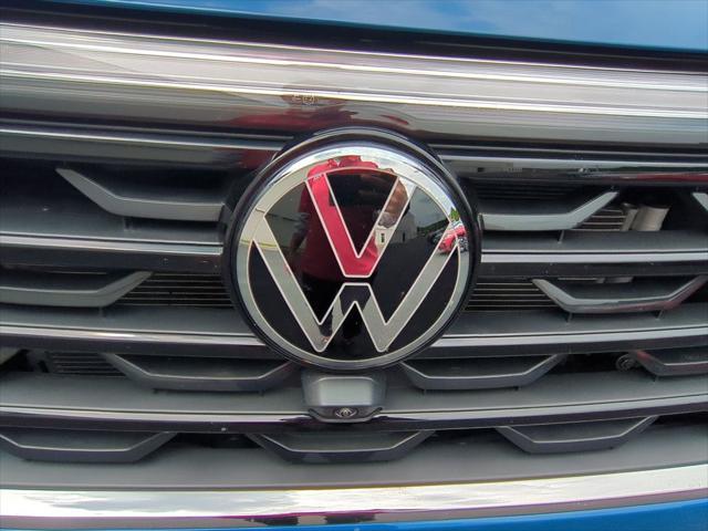 used 2025 Volkswagen Atlas car, priced at $52,490