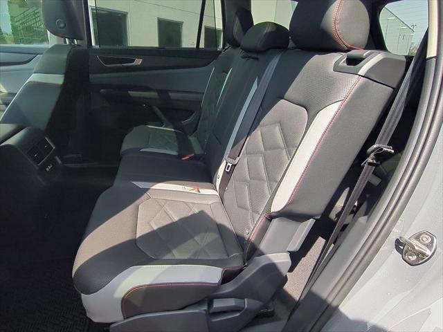 new 2025 Volkswagen Atlas car, priced at $45,683