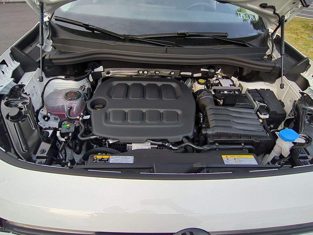 new 2025 Volkswagen Tiguan car, priced at $33,047