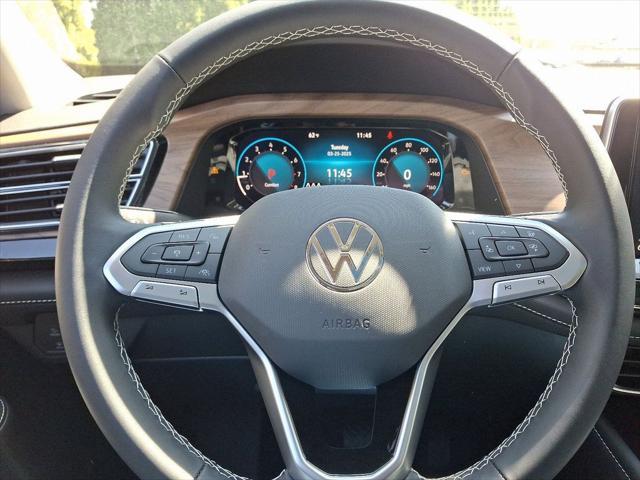 new 2025 Volkswagen Atlas car, priced at $44,032