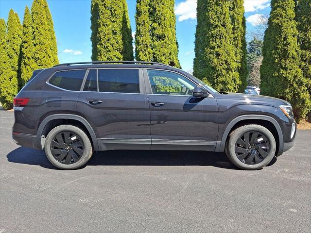 new 2025 Volkswagen Atlas car, priced at $44,032