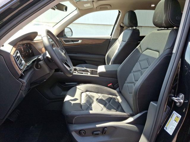 new 2025 Volkswagen Atlas car, priced at $44,032