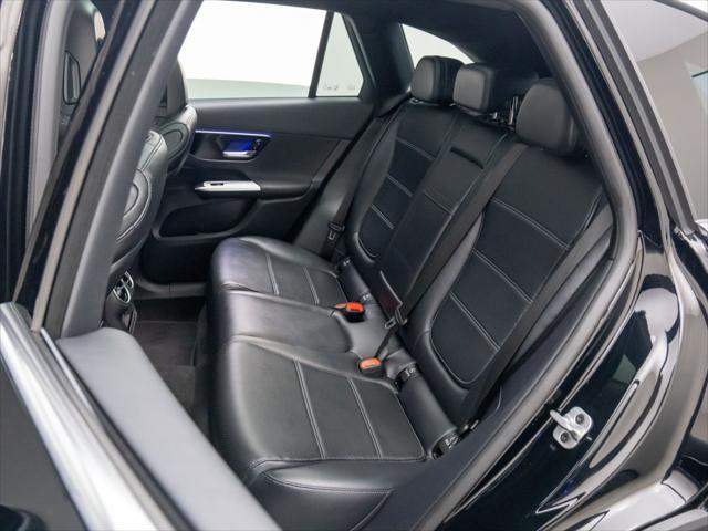 new 2025 Mercedes-Benz GLC 350e car