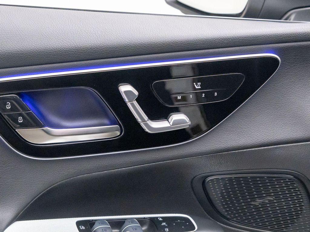 new 2025 Mercedes-Benz GLC 350e car, priced at $63,345