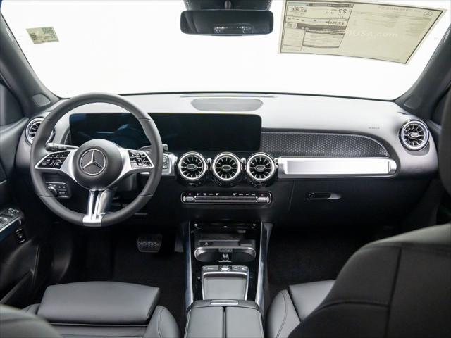 new 2025 Mercedes-Benz GLB 250 car, priced at $49,595