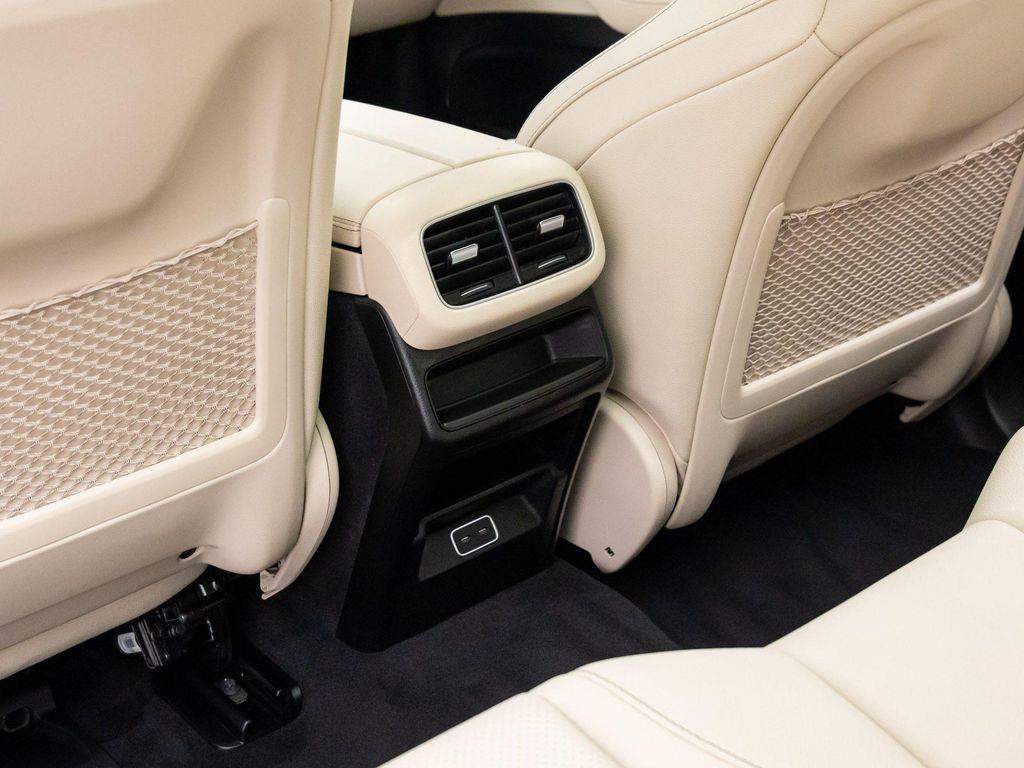 new 2026 Mercedes-Benz GLE 350 car, priced at $71,645