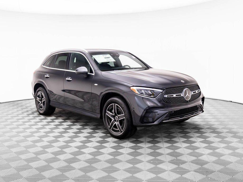 new 2025 Mercedes-Benz GLC 350e car, priced at $69,150