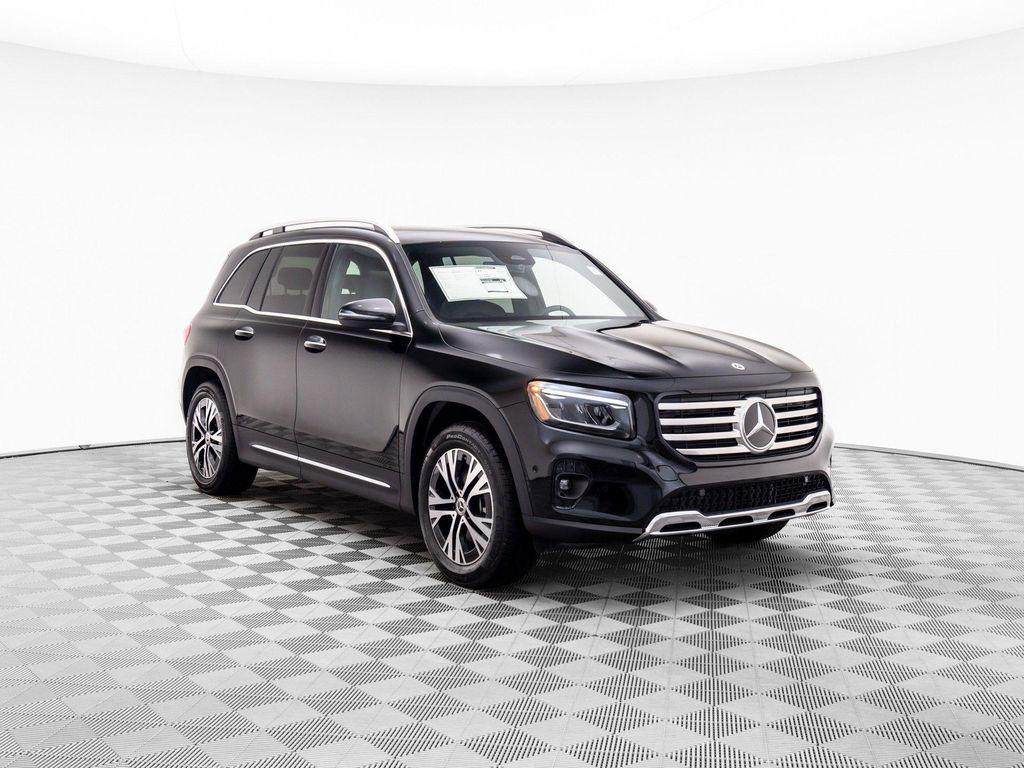 used 2025 Mercedes-Benz GLB 250 car, priced at $43,000