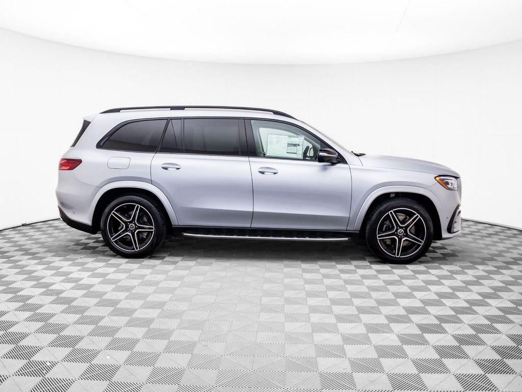 new 2026 Mercedes-Benz GLS 450 car, priced at $96,454