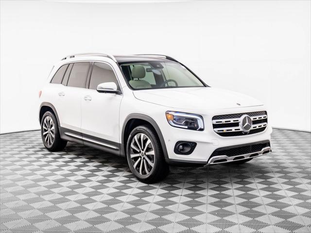 used 2022 Mercedes-Benz GLB 250 car, priced at $32,000