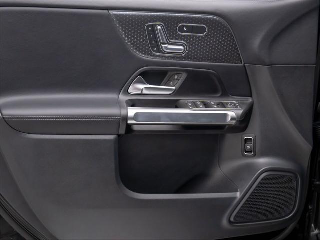 new 2025 Mercedes-Benz GLB 250 car, priced at $52,545