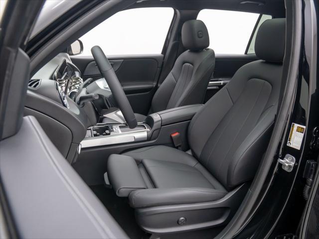new 2025 Mercedes-Benz GLB 250 car, priced at $52,545