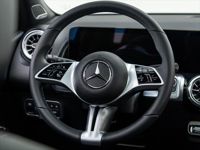 new 2024 Mercedes-Benz GLB 250 car, priced at $51,325