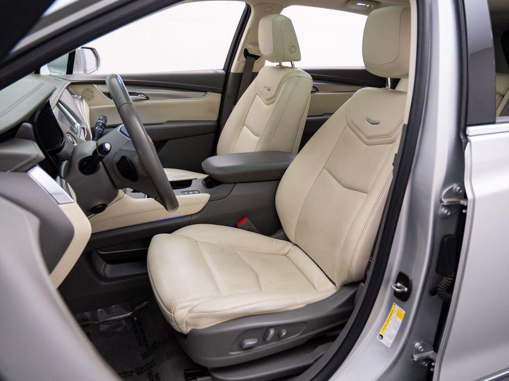 used 2018 Cadillac XT5 car, priced at $18,098