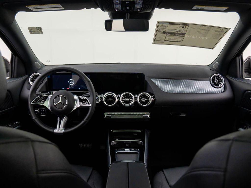 new 2026 Mercedes-Benz GLA 250 car, priced at $44,845