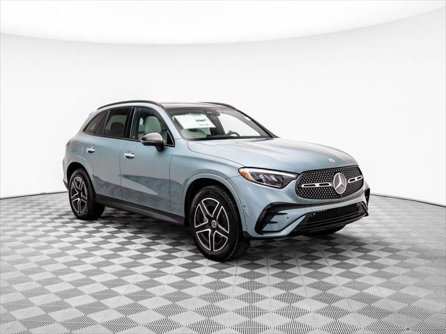 new 2025 Mercedes-Benz GLC 300 car, priced at $62,585