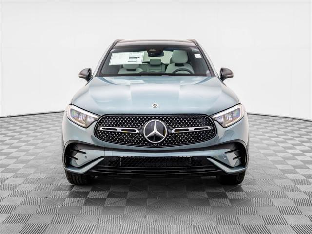 new 2025 Mercedes-Benz GLC 300 car, priced at $62,585