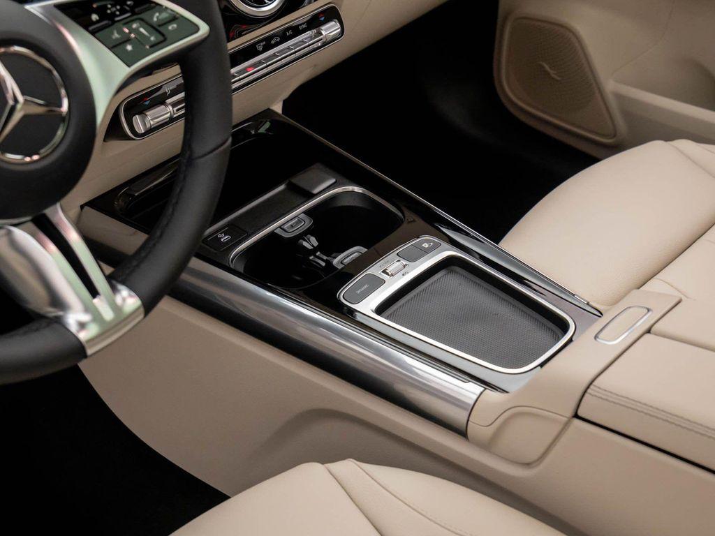 new 2026 Mercedes-Benz GLA 250 car, priced at $43,522