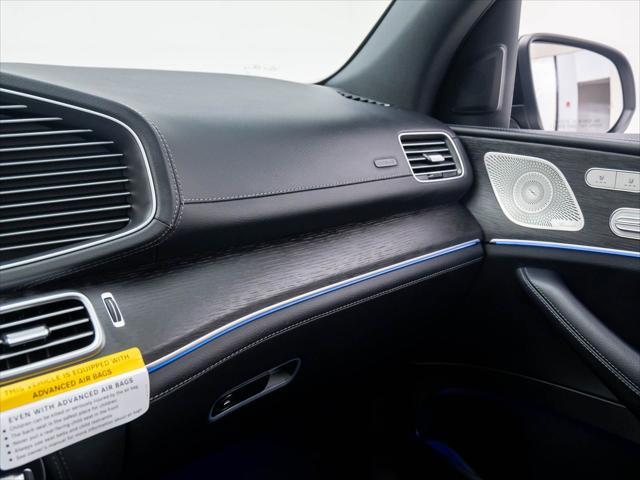 new 2025 Mercedes-Benz GLS 580 car, priced at $119,430