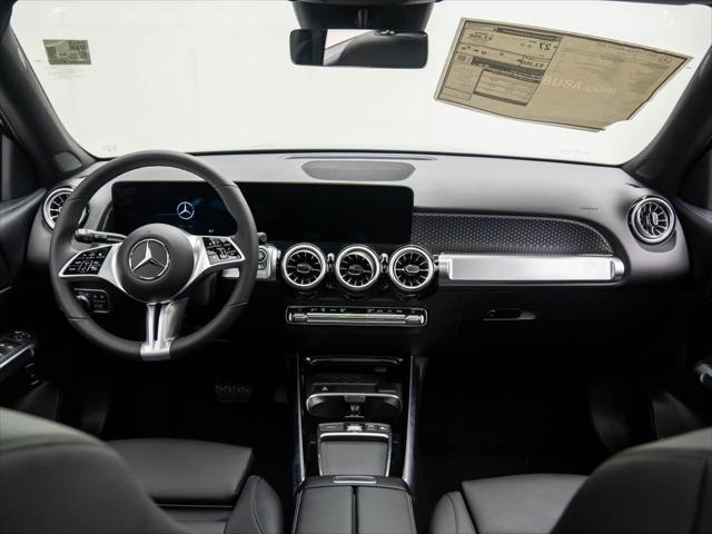 new 2025 Mercedes-Benz GLB 250 car, priced at $51,695