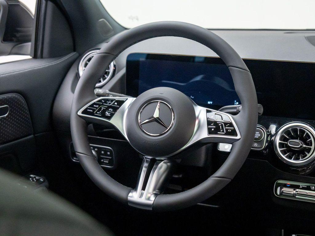 new 2026 Mercedes-Benz GLA 250 car, priced at $45,219