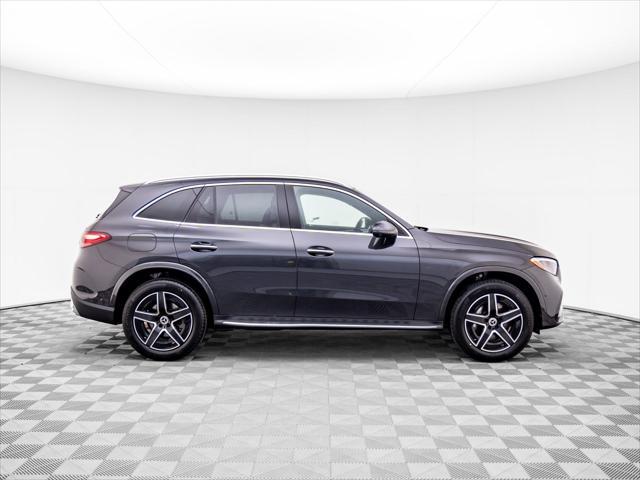 new 2025 Mercedes-Benz GLC 300 car, priced at $61,235