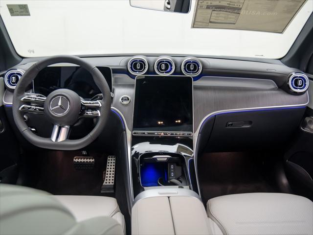 new 2025 Mercedes-Benz GLC 300 car, priced at $61,235
