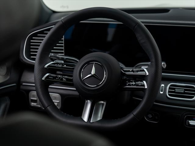 new 2024 Mercedes-Benz GLS 580 car, priced at $121,755