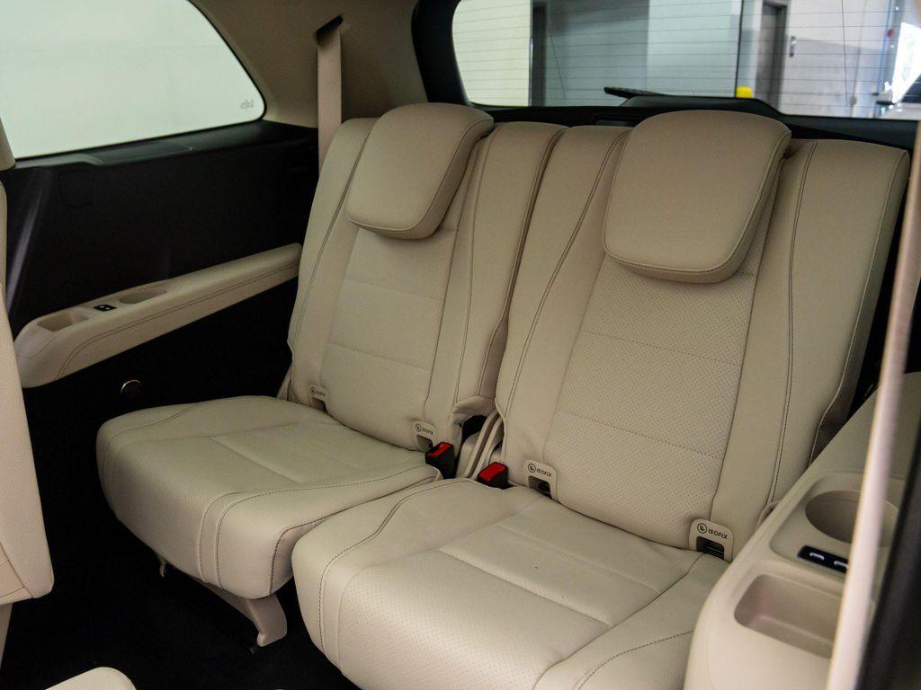 new 2026 Mercedes-Benz GLS 450 car, priced at $92,330