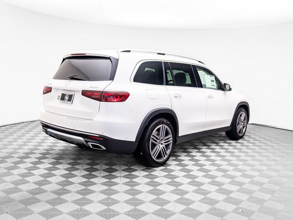 new 2026 Mercedes-Benz GLS 450 car, priced at $92,330