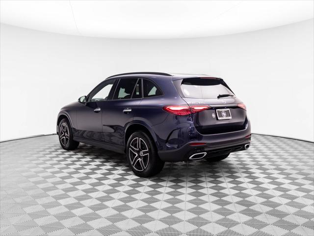 new 2024 Mercedes-Benz GLC 300 car, priced at $60,025