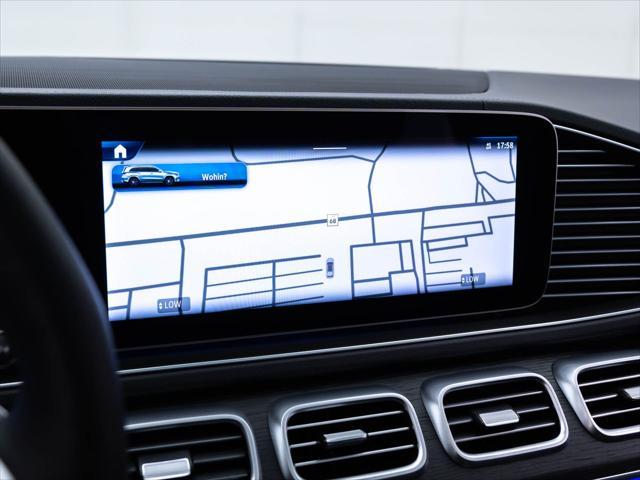 new 2025 Mercedes-Benz GLS 450 car