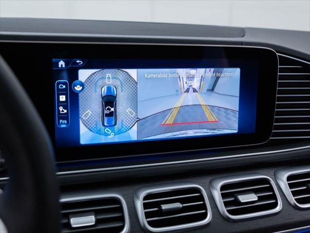 new 2025 Mercedes-Benz GLS 450 car