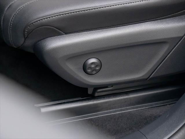 new 2025 Mercedes-Benz GLS 450 car, priced at $96,930